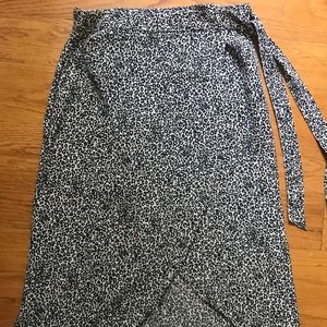 American Eagle Wrap Skirt- Neveworn